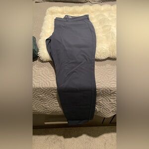 Old navy blue pixie skinny pants 12P worn once